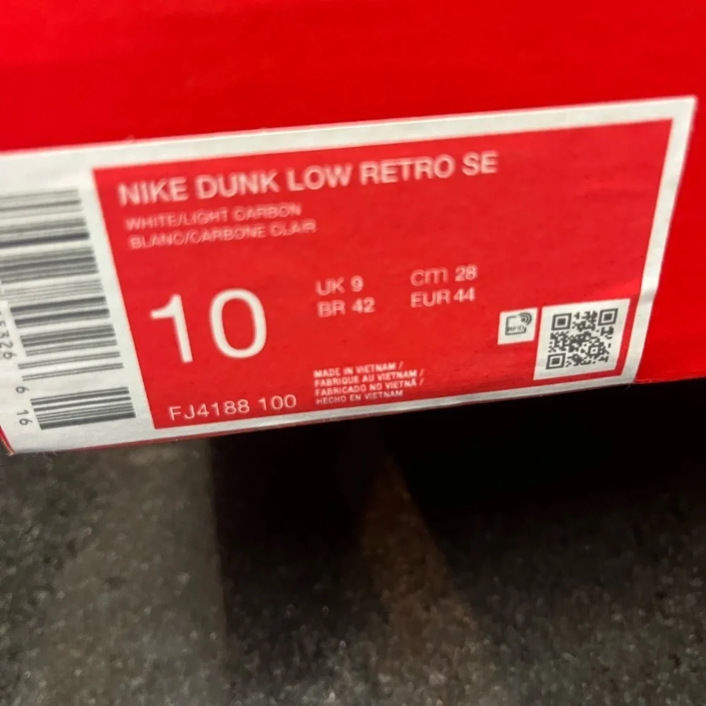 Sz various Nike Dunk Low SE Light Carbon